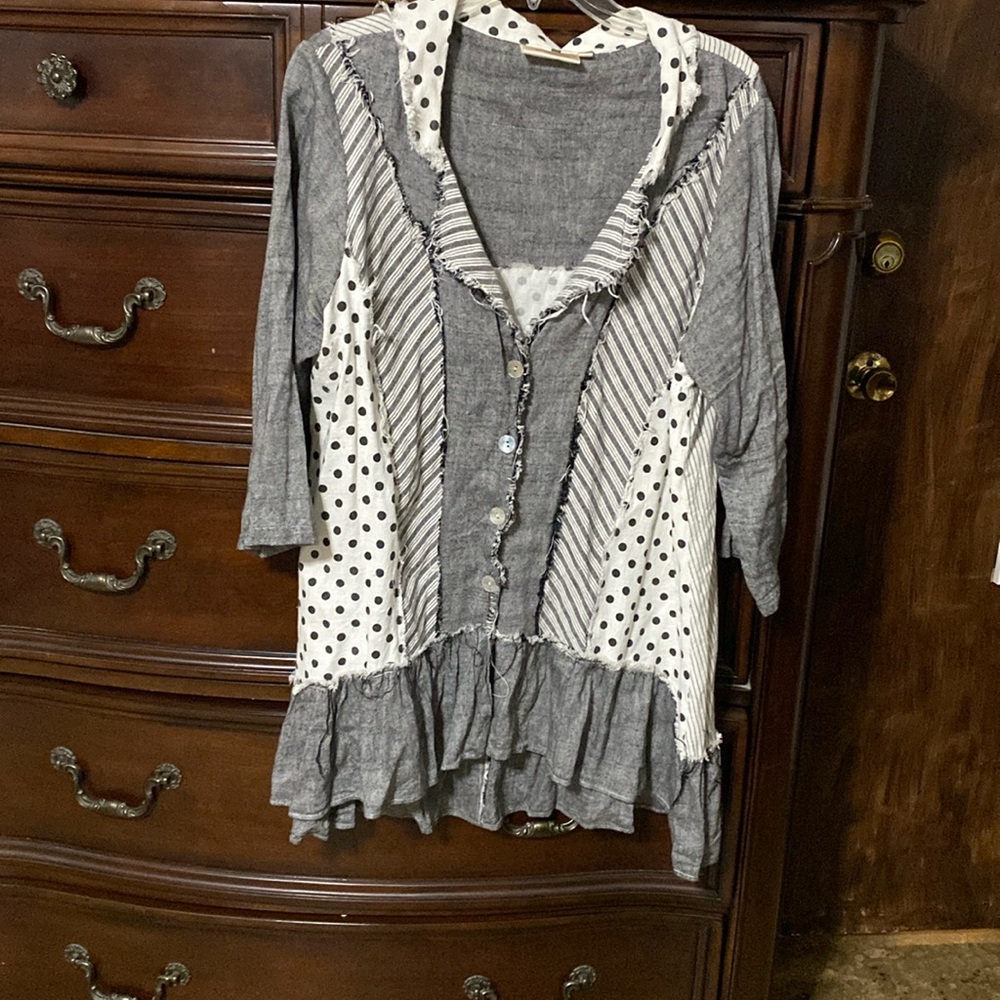 Paper Lace Patch Blouse